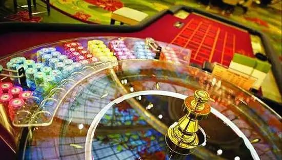 Turnamen Free Fire profesional dengan tim-tim kompetitif dan aksi pertempuran intens